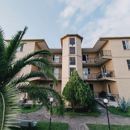 Nika Inn Kobuleti Exterior foto