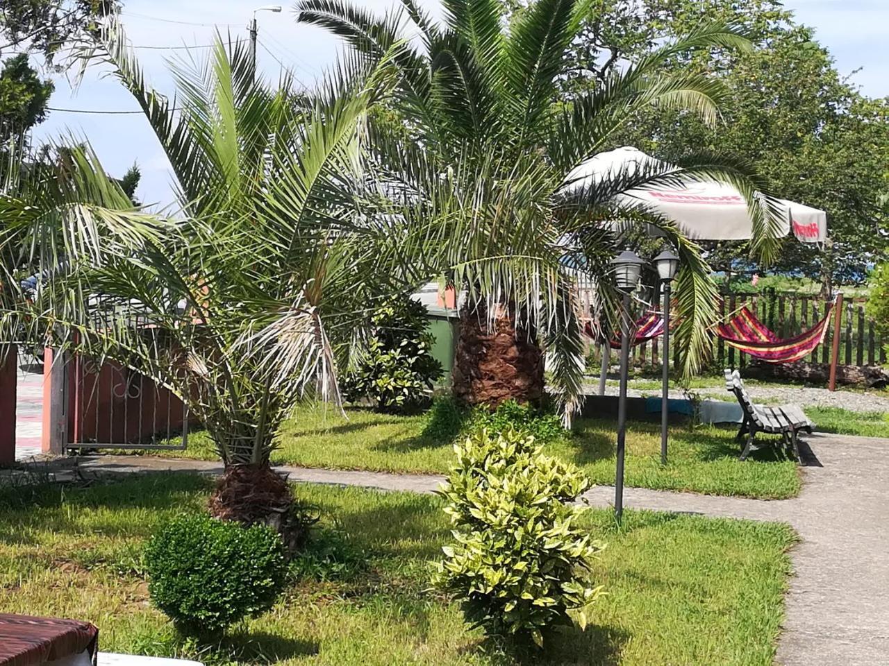 Nika Inn Kobuleti Exterior foto