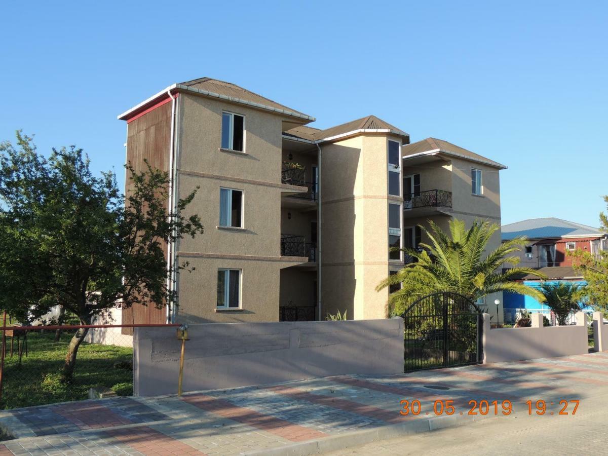 Nika Inn Kobuleti Exterior foto